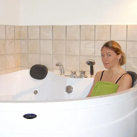 Holiday home Two-bedroom Holiday In Vaeggerlose 7 *